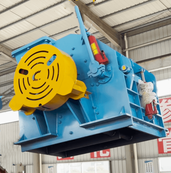 Low energy consumption hammer iron crusher 